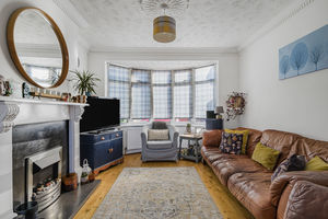 Living Area- click for photo gallery
